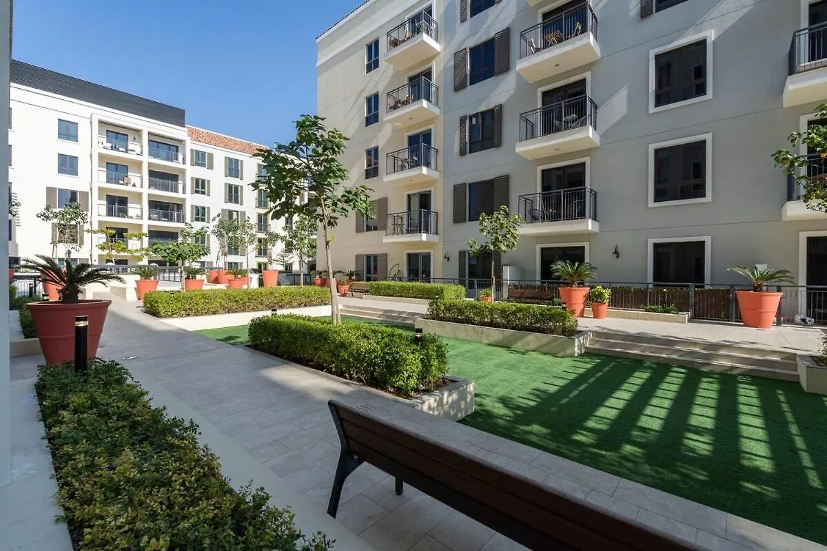 Peaceful 1-Bedroom Apartment In Port De La Mer With Serene Garden Views! Dubai 0*,  Emirados Árabes Unidos